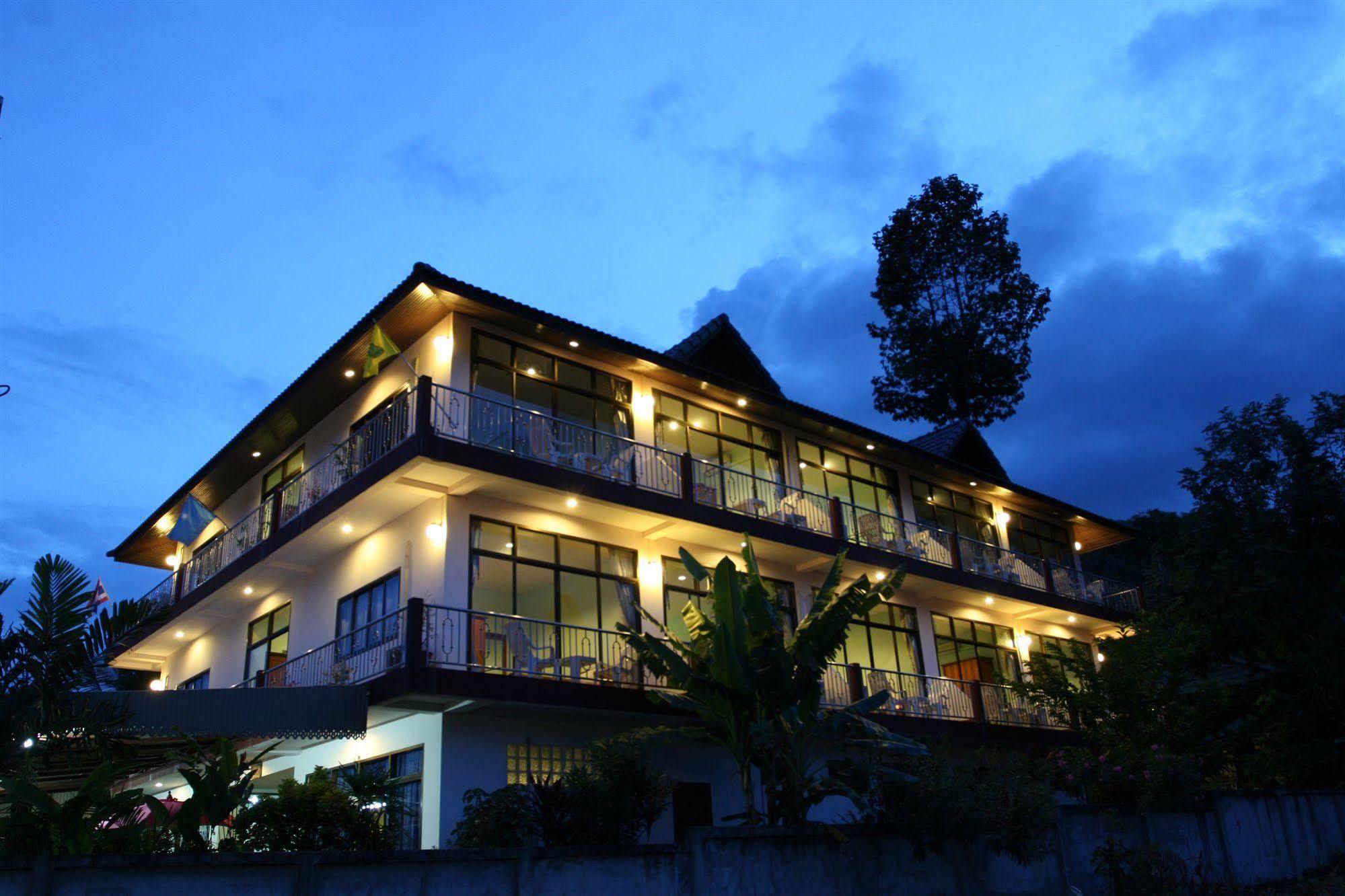 Готель Bt Mansion Lamai Beach  Екстер'єр фото