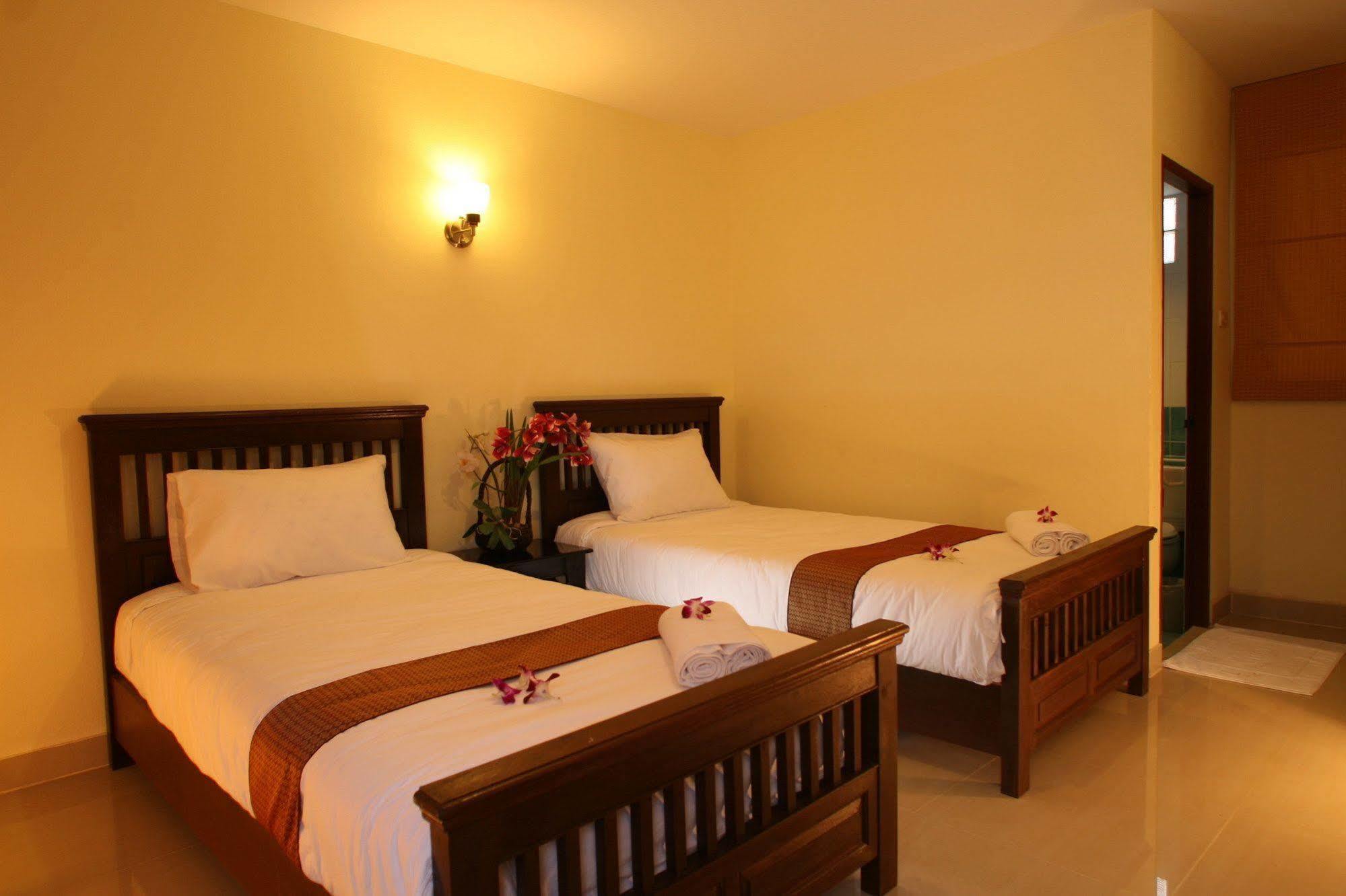Готель Bt Mansion Lamai Beach  Екстер'єр фото